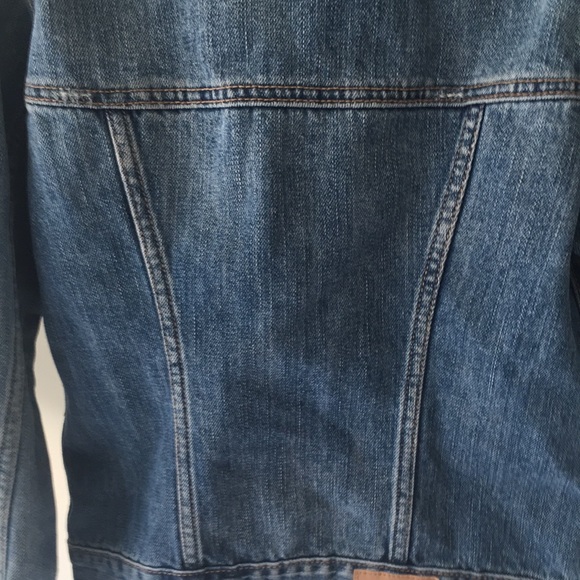 EUC Abercrombie Kids Denim Jacket 💙⚪️ - Picture 8 of 13